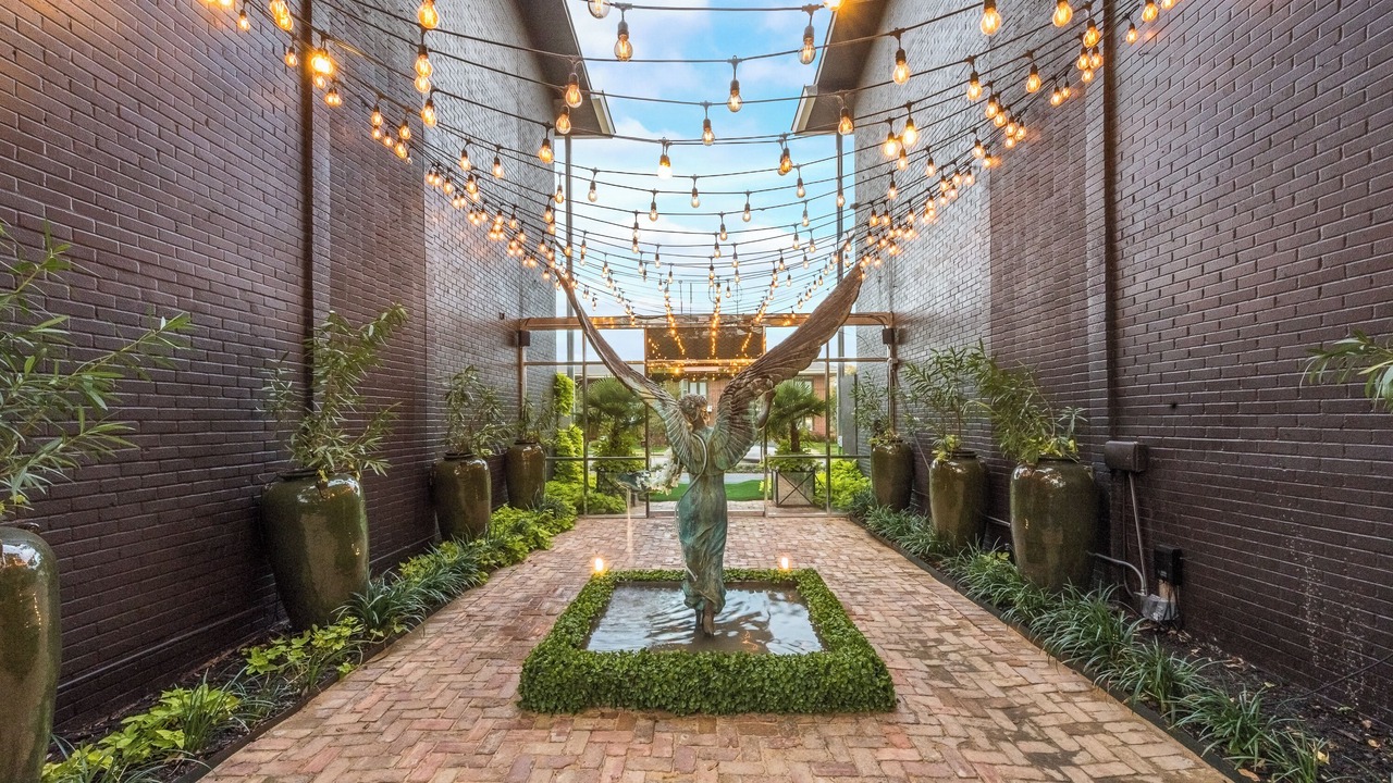 Photo of Outdoor in Old East Dallas