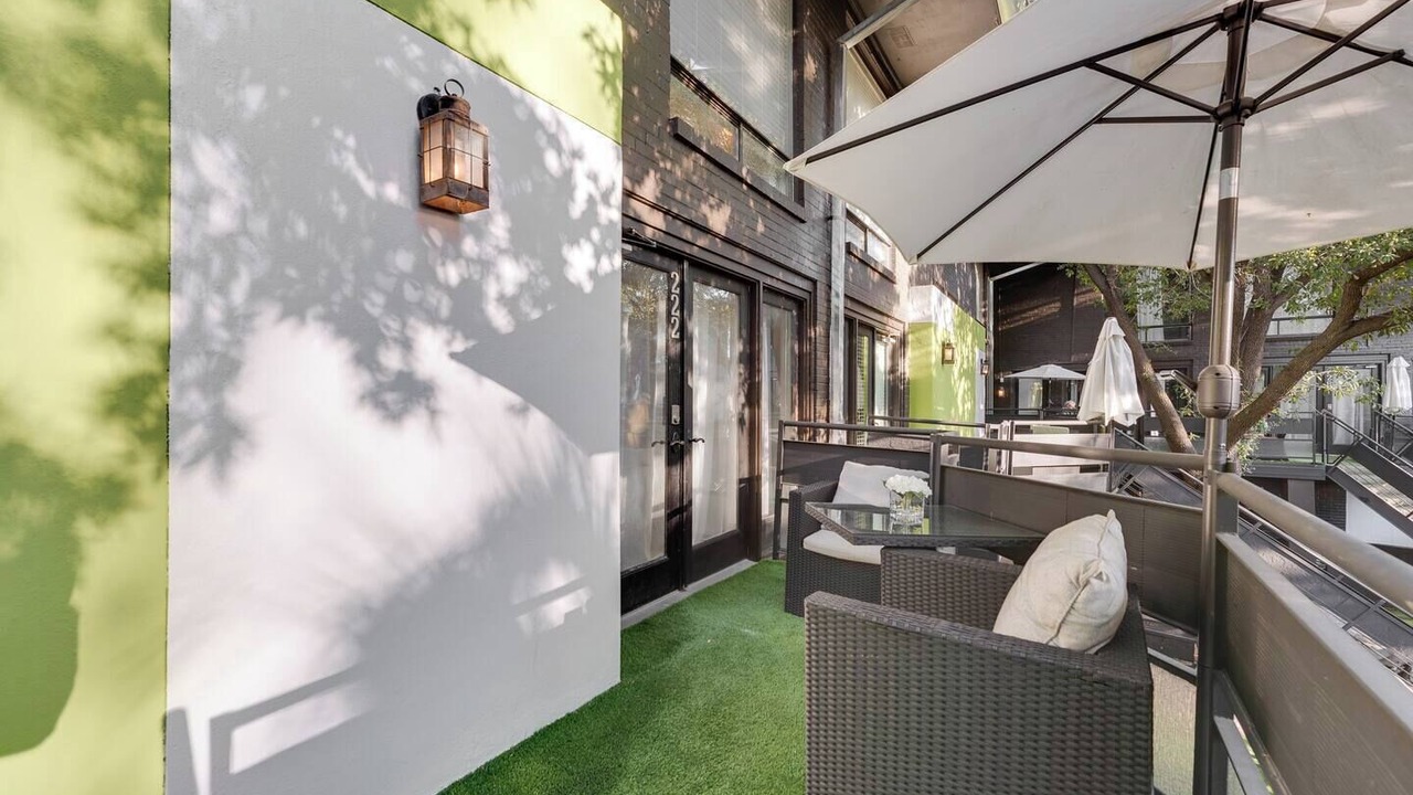 Photo of Patio Balcony in Old East Dallas