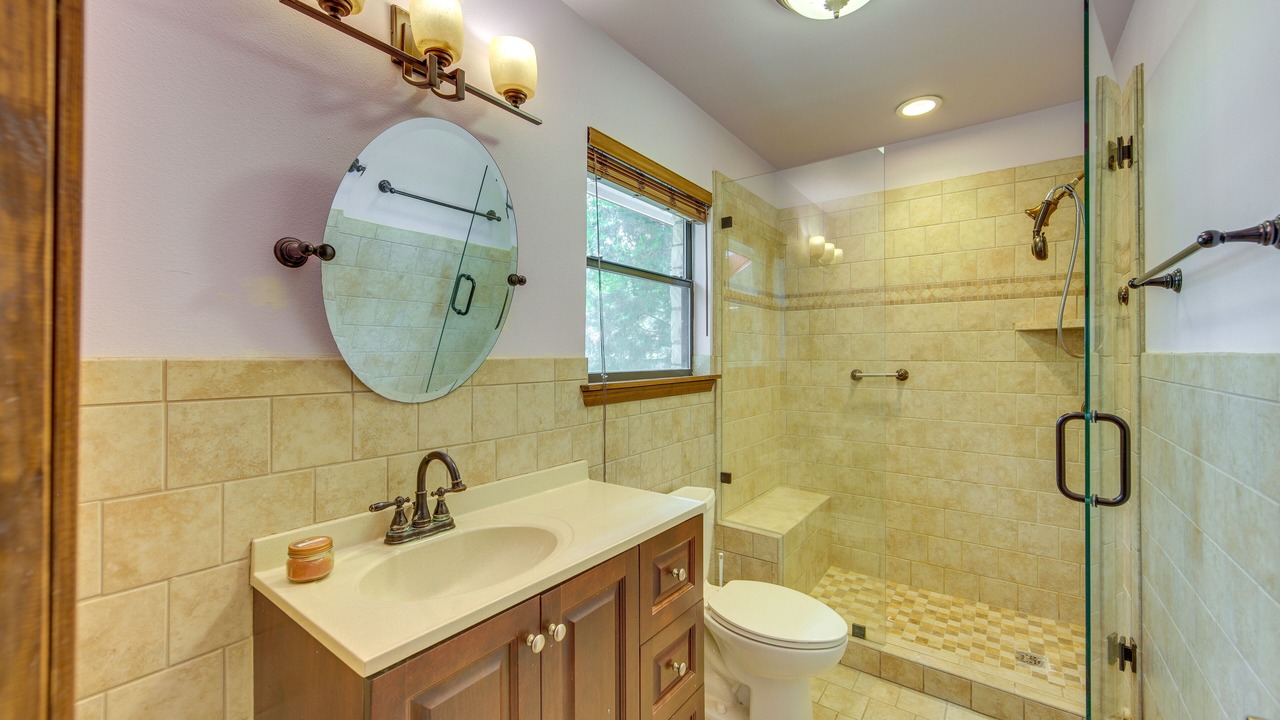 Photo of Bathroom in Wills Point