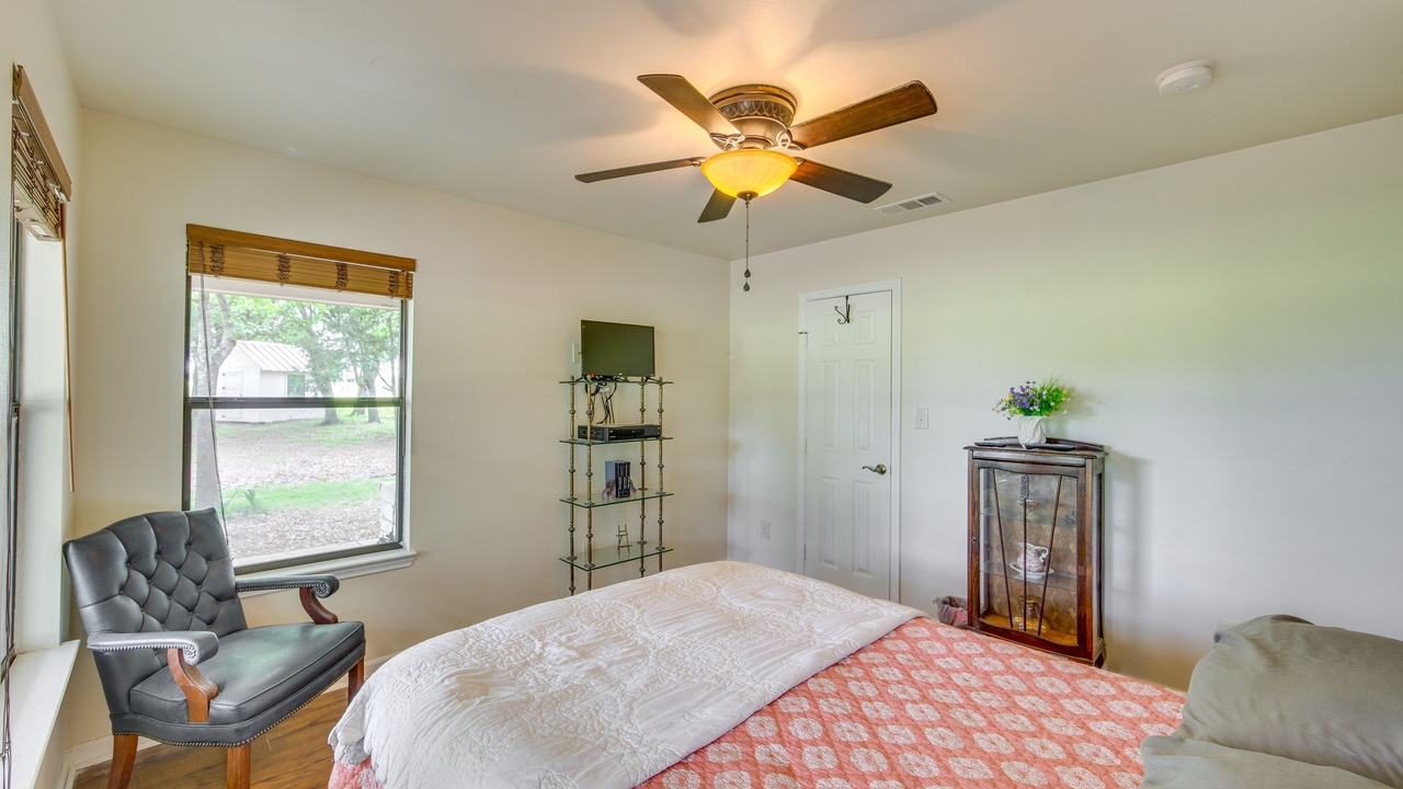 Photo of Bedroom in Wills Point