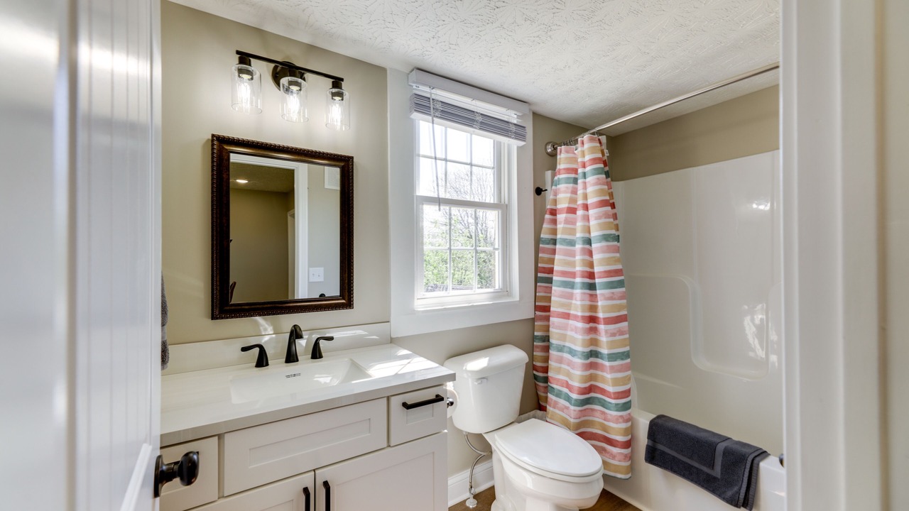 Photo of Bathroom in Williamstown