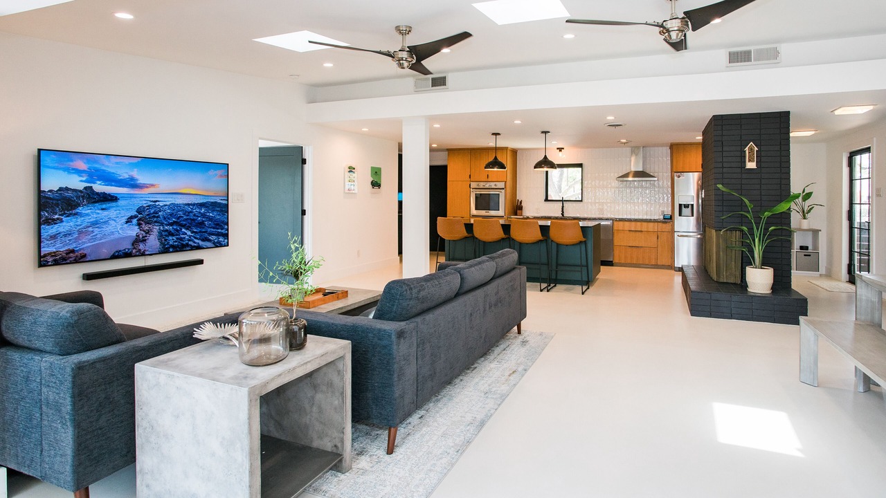 Photo of Livingroom in Lakeway