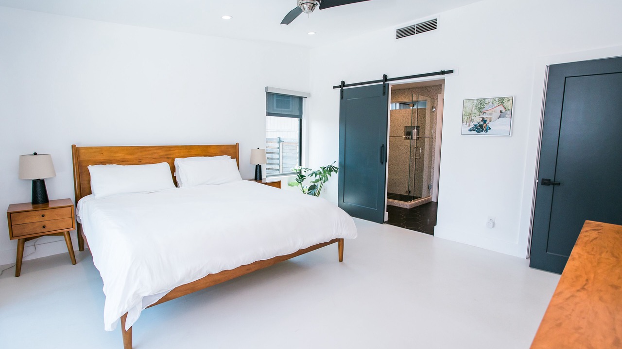 Photo of Bedroom in Lakeway
