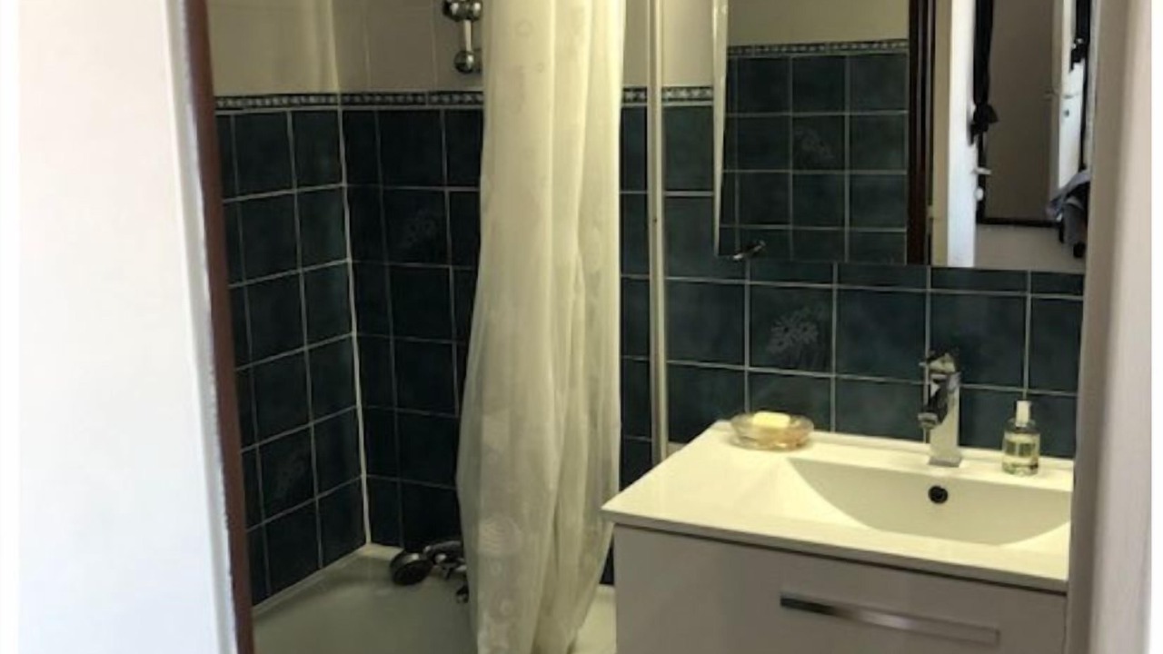 Photo of Bathroom in Gruissan