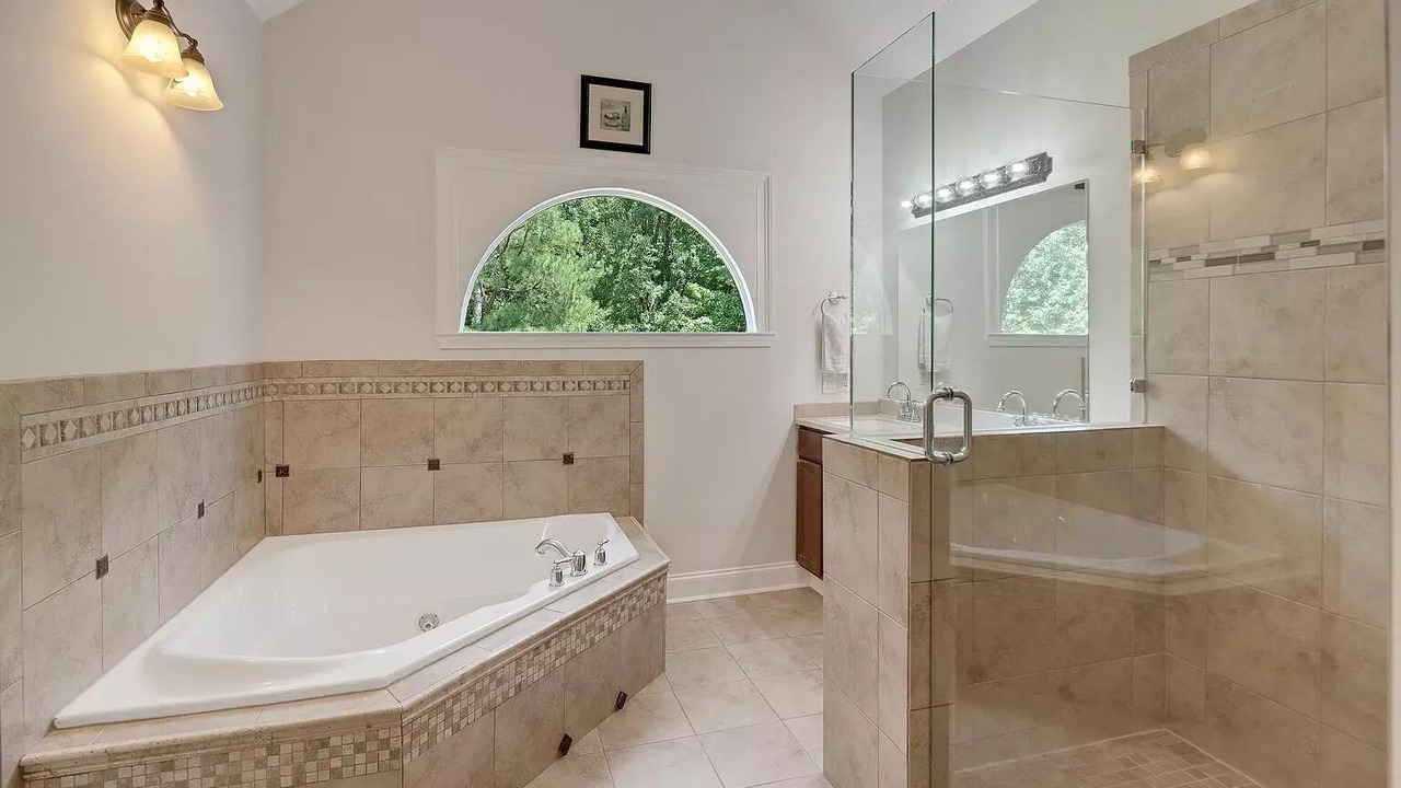 Photo of Bathroom in Collierville