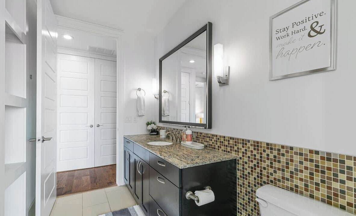 Photo of Bathroom in Uptown