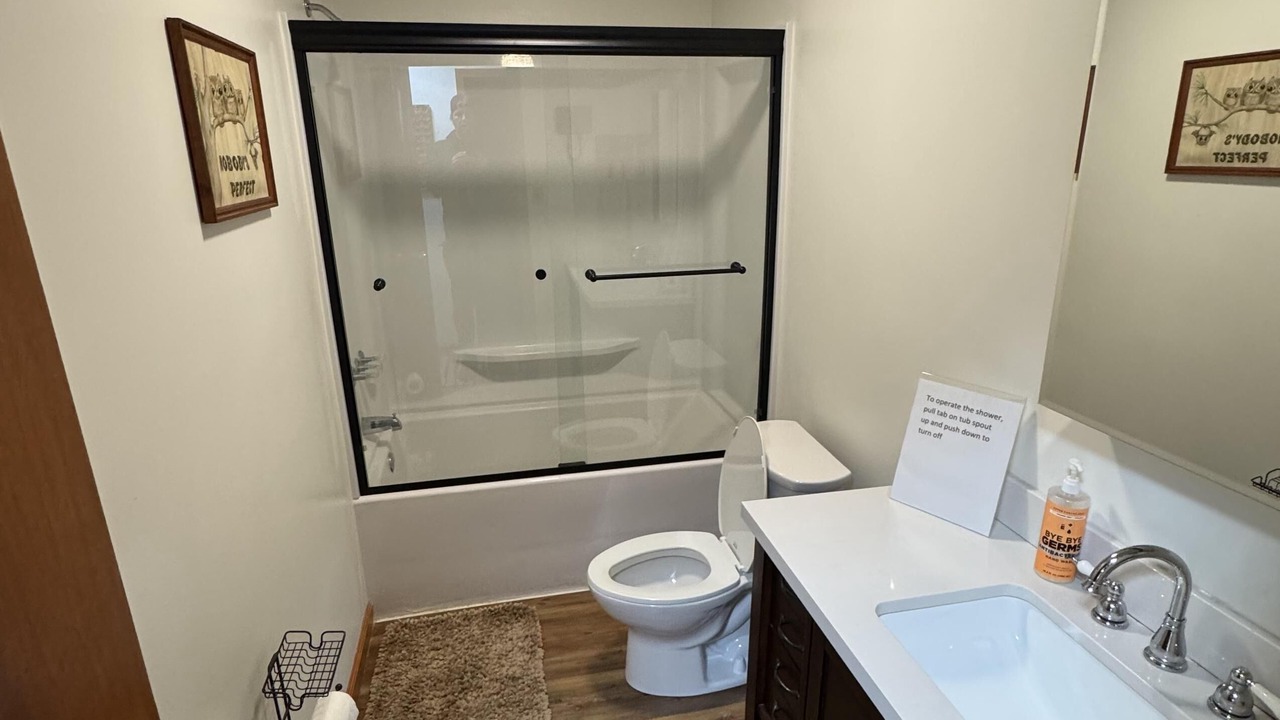 Photo of Bathroom in Gnaw Bone