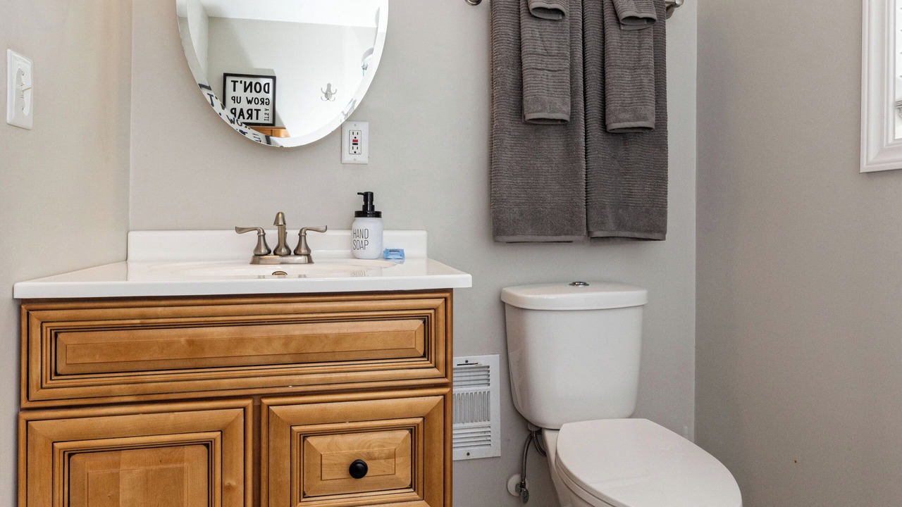 Photo of Bathroom in Hikes Point