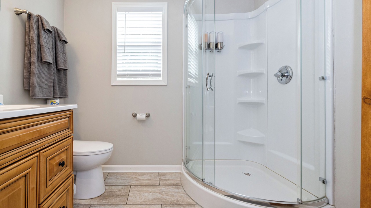 Photo of Bathroom in Hikes Point