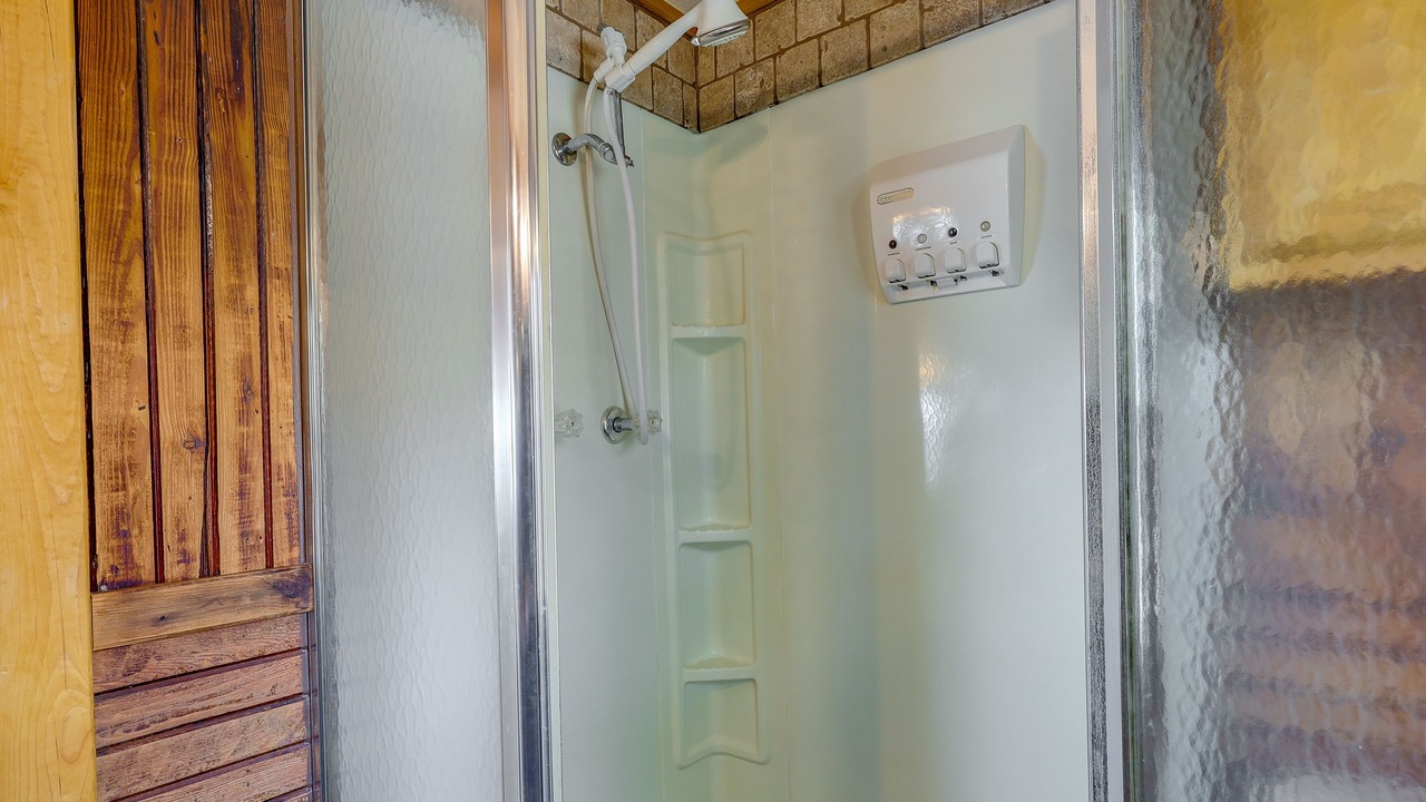 Photo of Bathroom in Grove