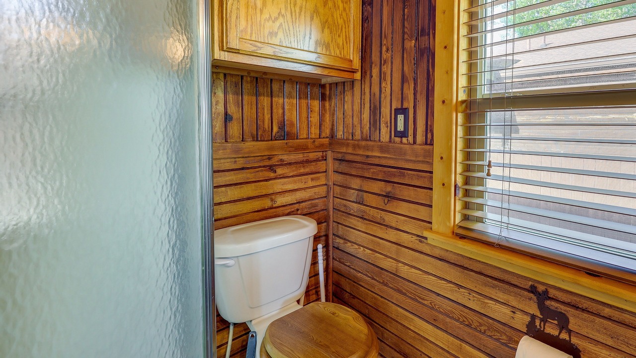Photo of Bathroom in Grove