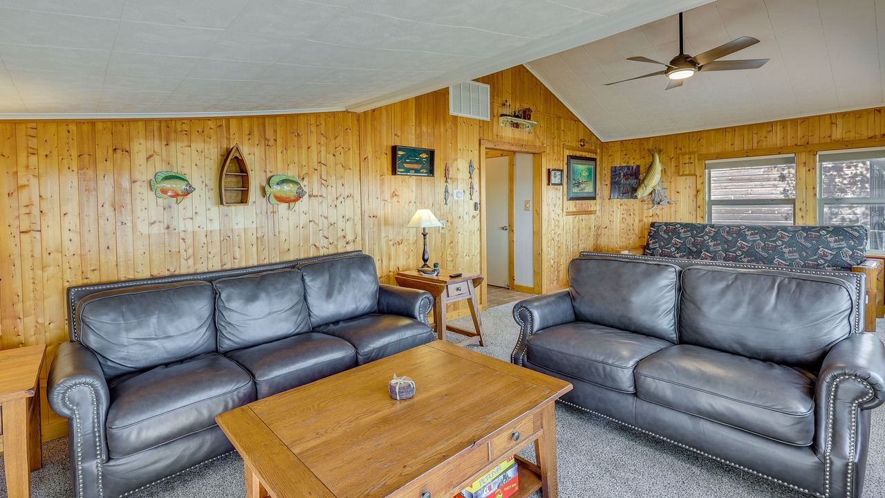 Photo of Bedroom in Grove