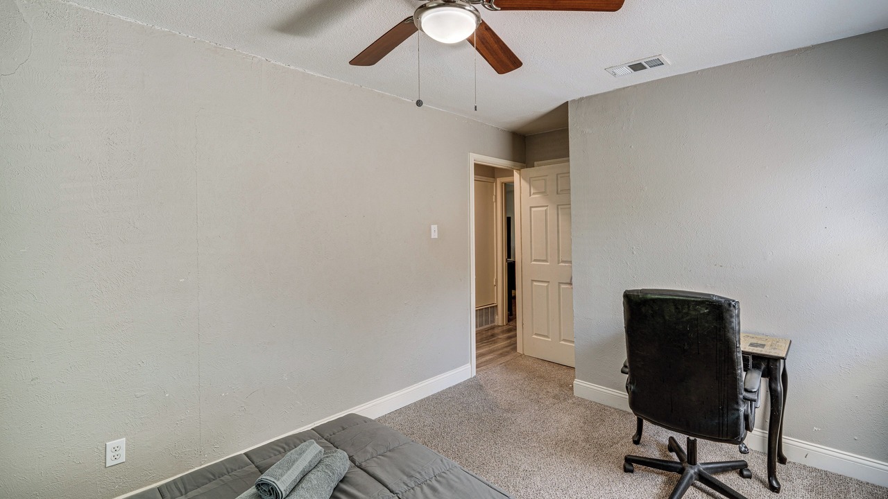 Photo of Bedroom in Mesquite