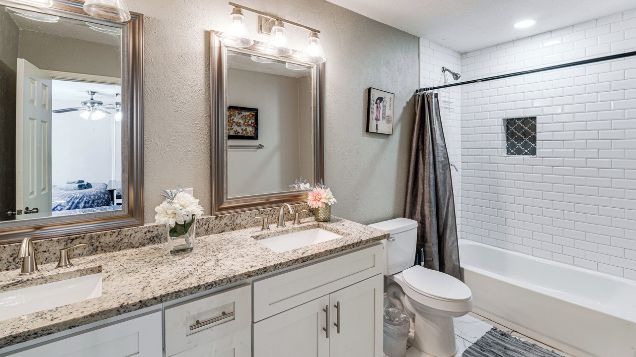 Photo of Bathroom in Mesquite