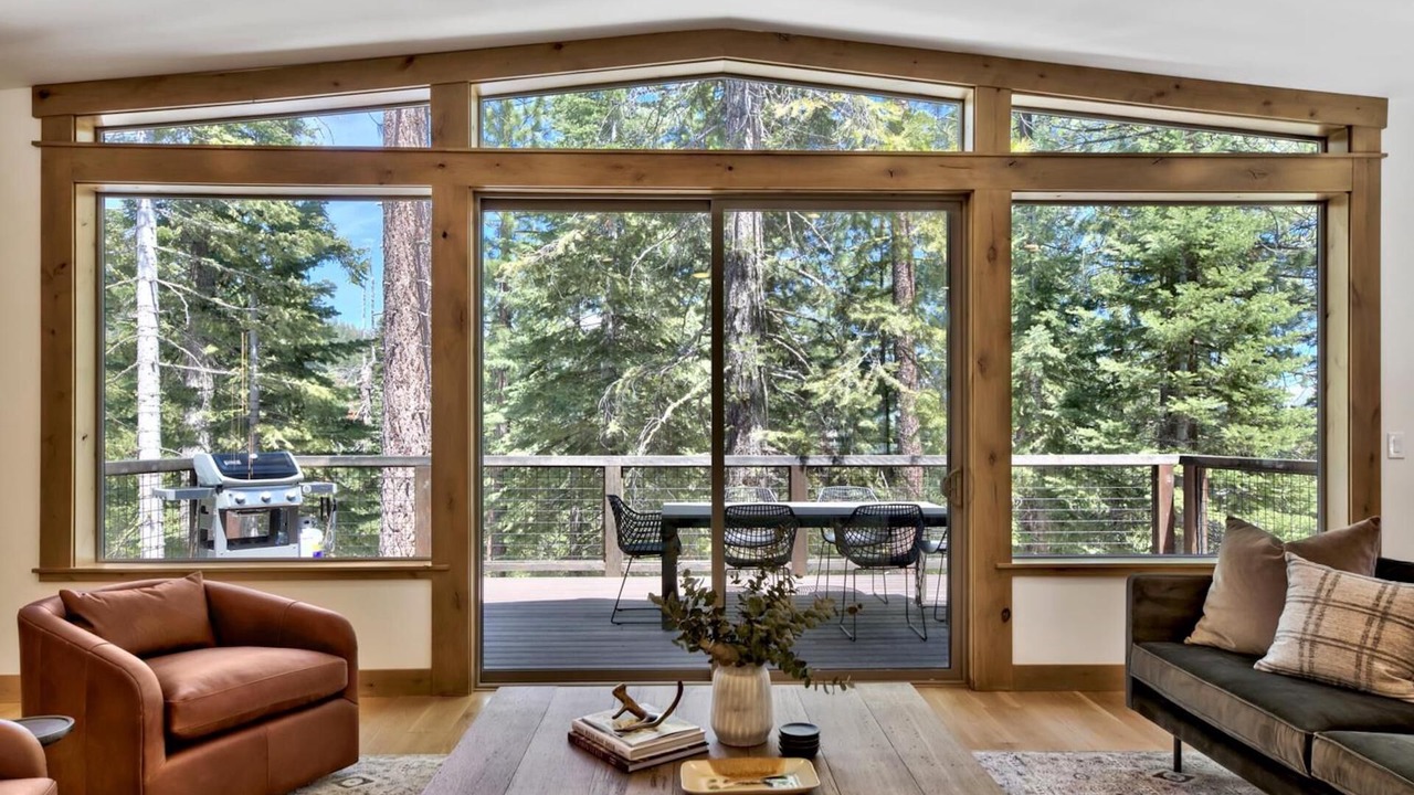 Photo of Livingroom in Kingswood Estates