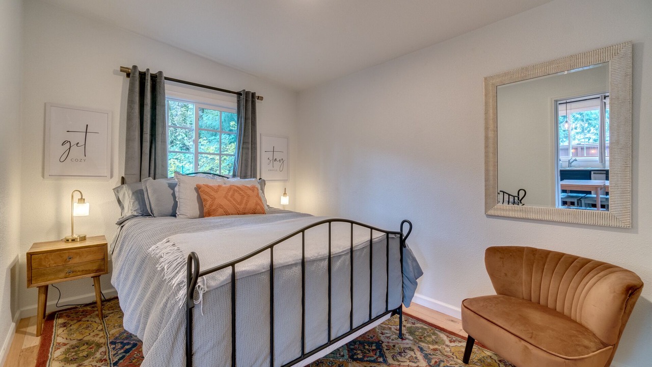Photo of Bedroom in Brightwood