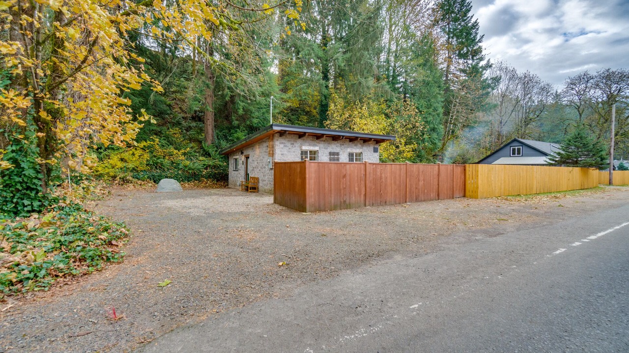 Photo of Outdoor in Brightwood