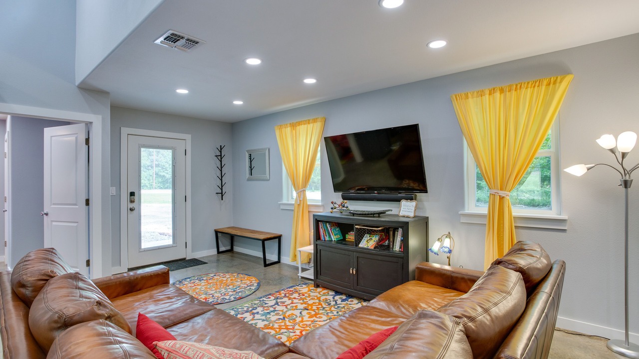 Photo of Livingroom in Mount Vernon