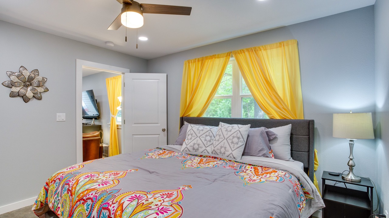 Photo of Bedroom in Mount Vernon