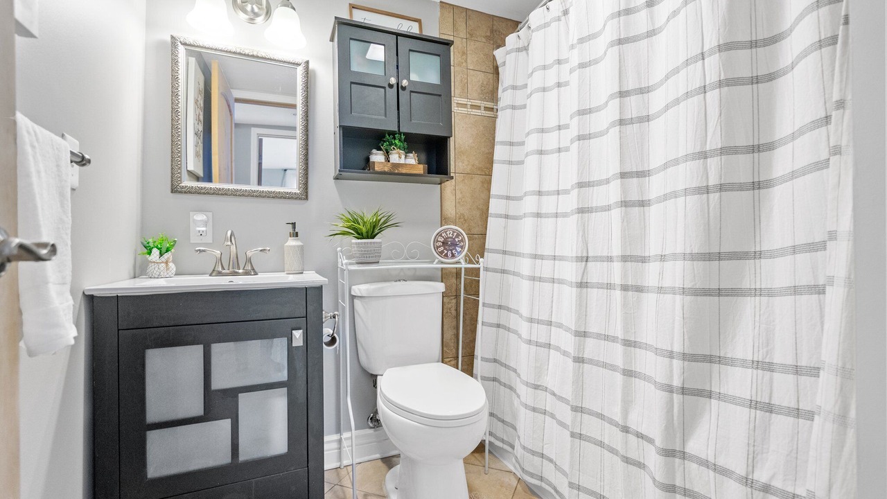 Photo of Bathroom in Hudson