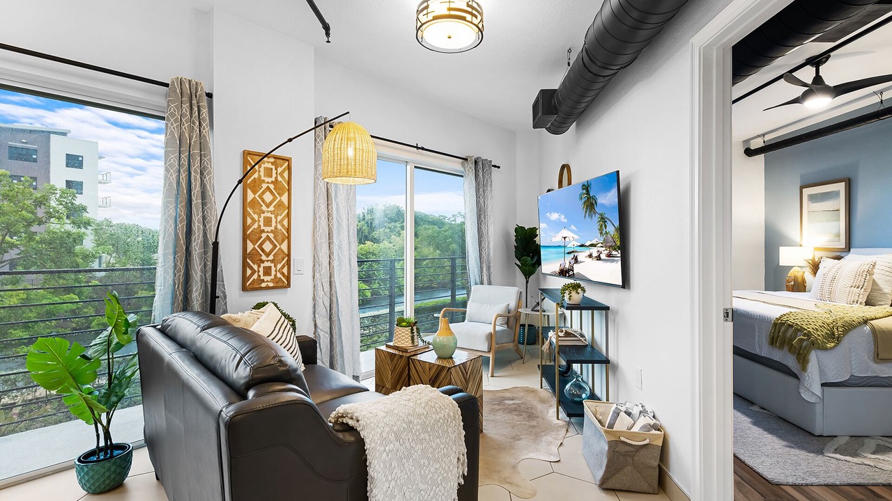 Photo of Livingroom in Wilton Manors