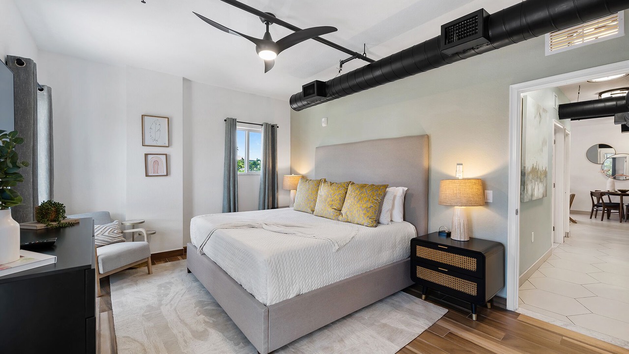 Photo of Bedroom in Wilton Manors