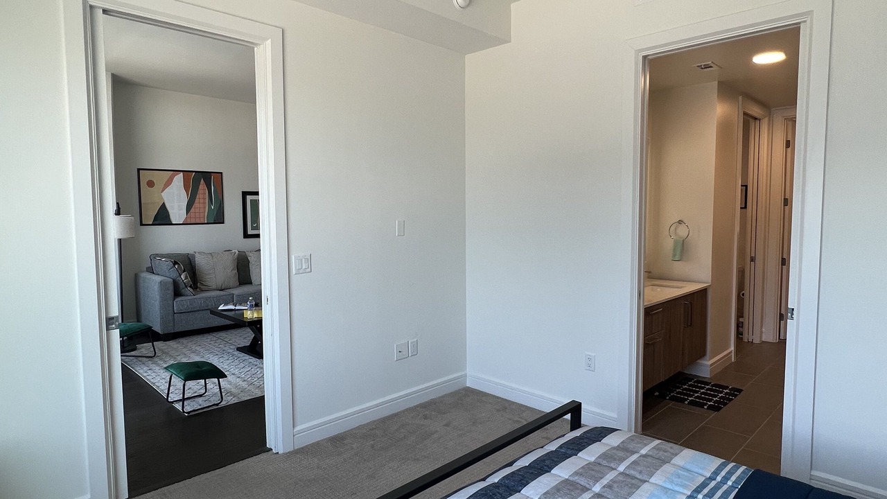 Photo of Bedroom in Midtown