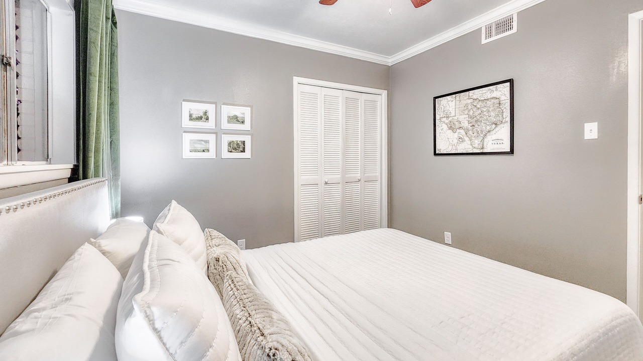 Photo of Bedroom in College Station