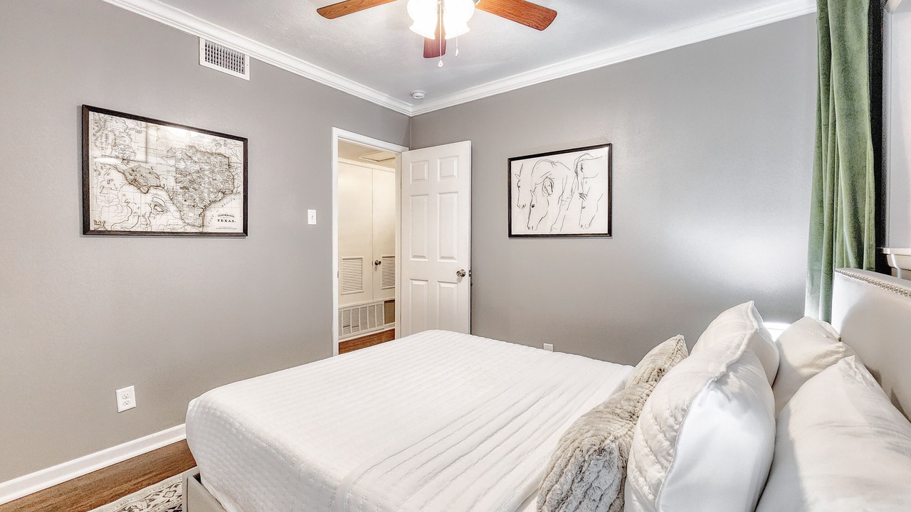Photo of Bedroom in College Station