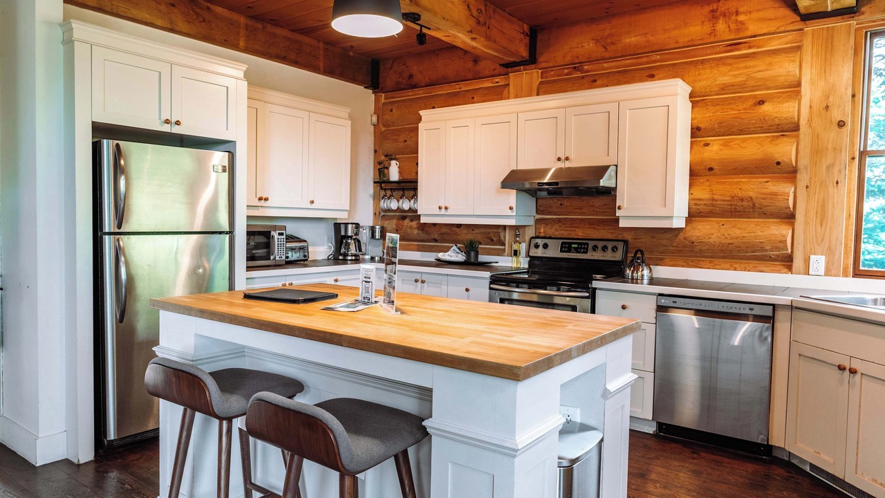 Photo of Kitchen in Lac Superieur Village