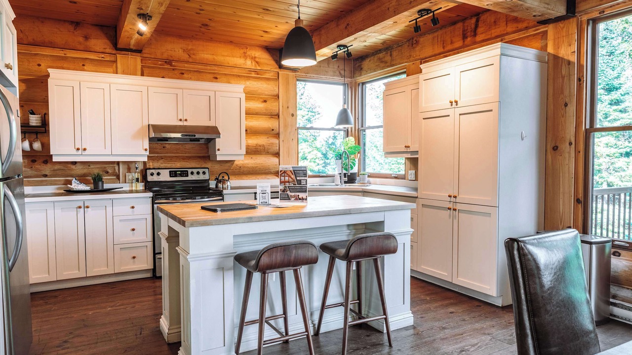 Photo of Kitchen in Lac Superieur Village