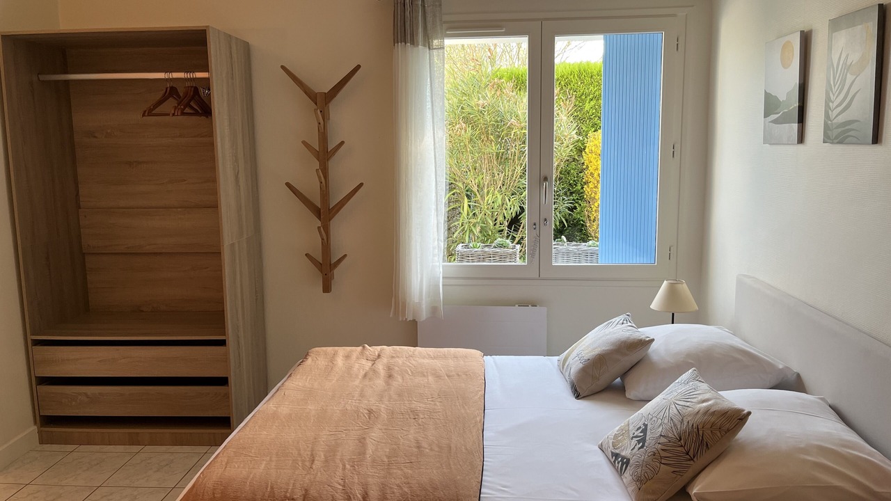 Photo of Bedroom in Chaille-les-Marais