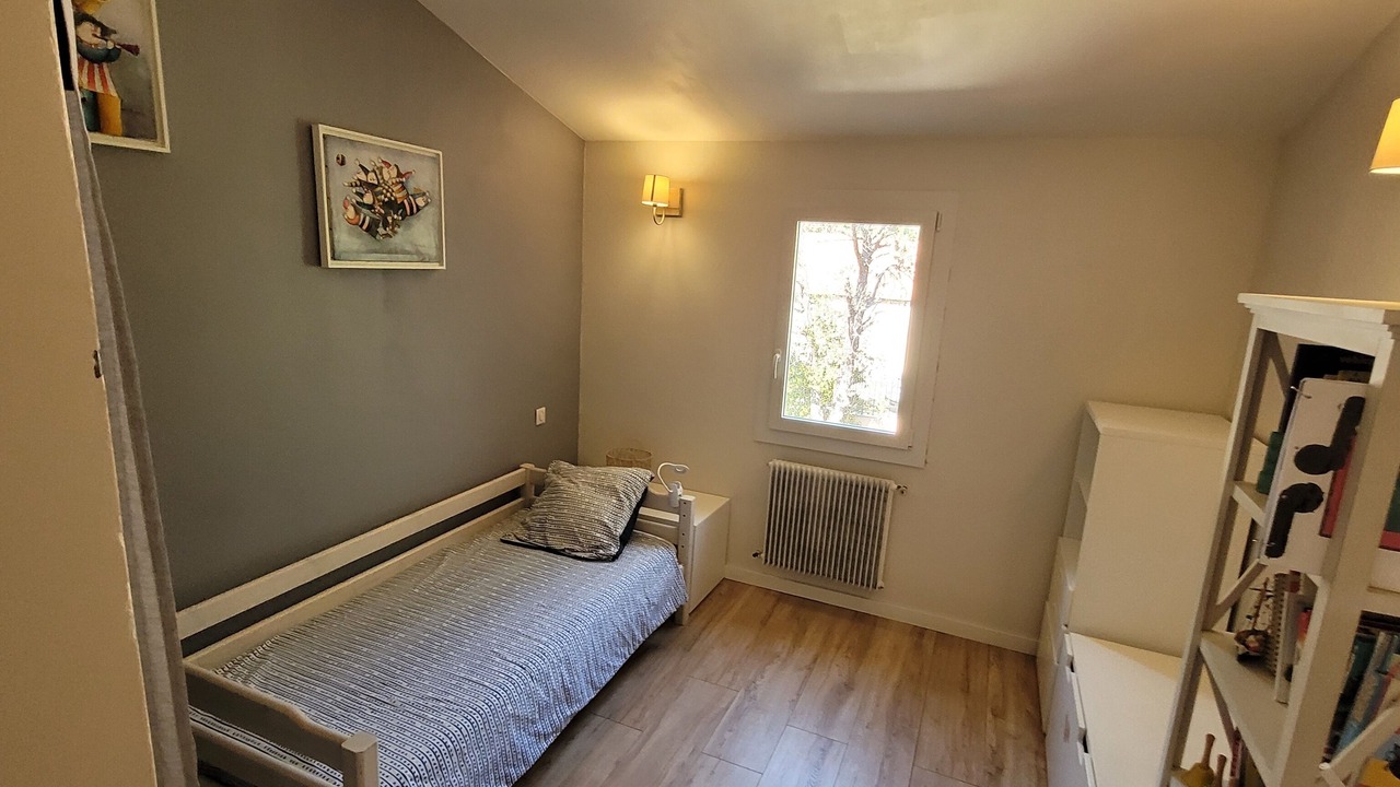 Photo of Bedroom in Saint-Jacques