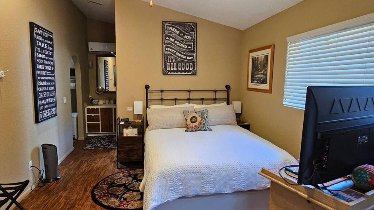 Photo of Bedroom in Rimrock