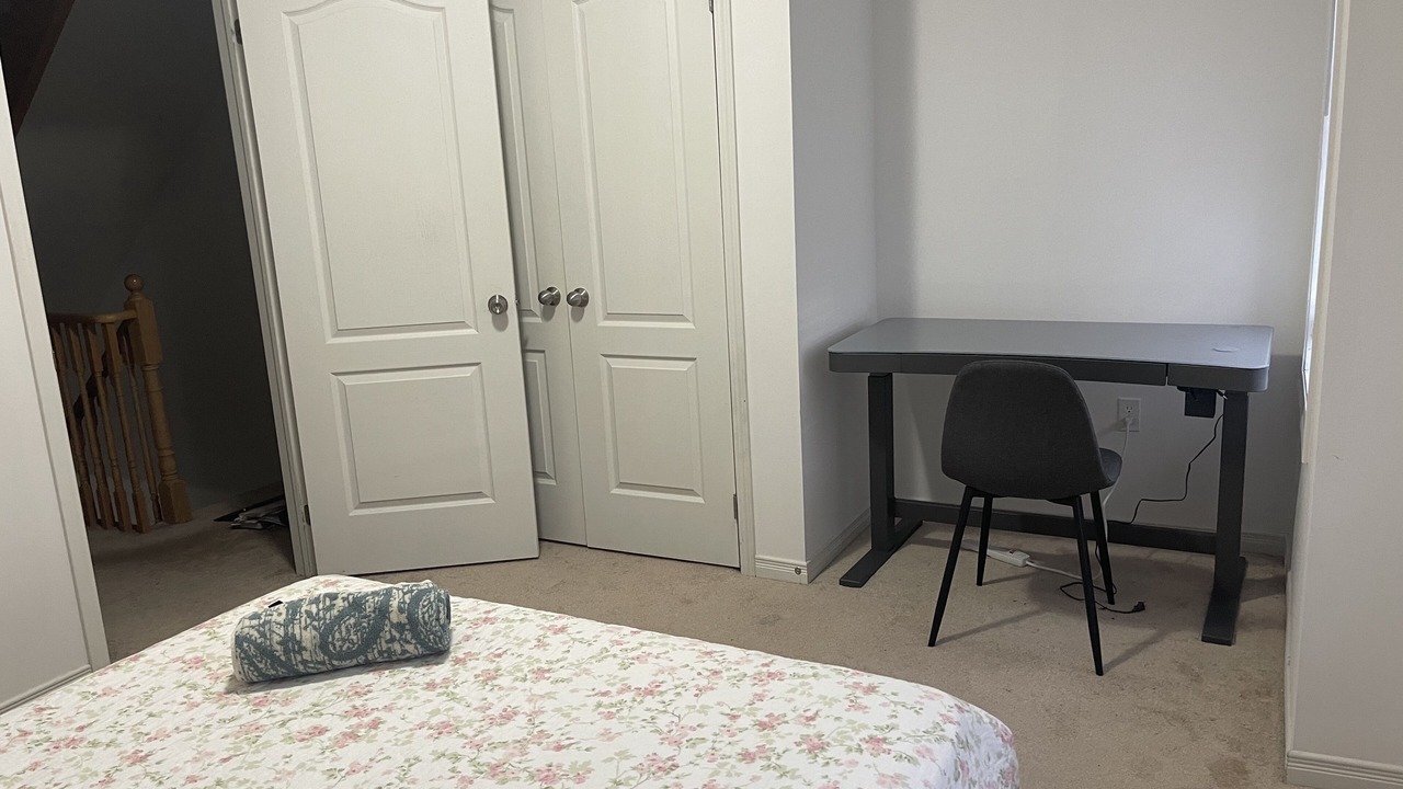 Photo of Bedroom in Oshawa