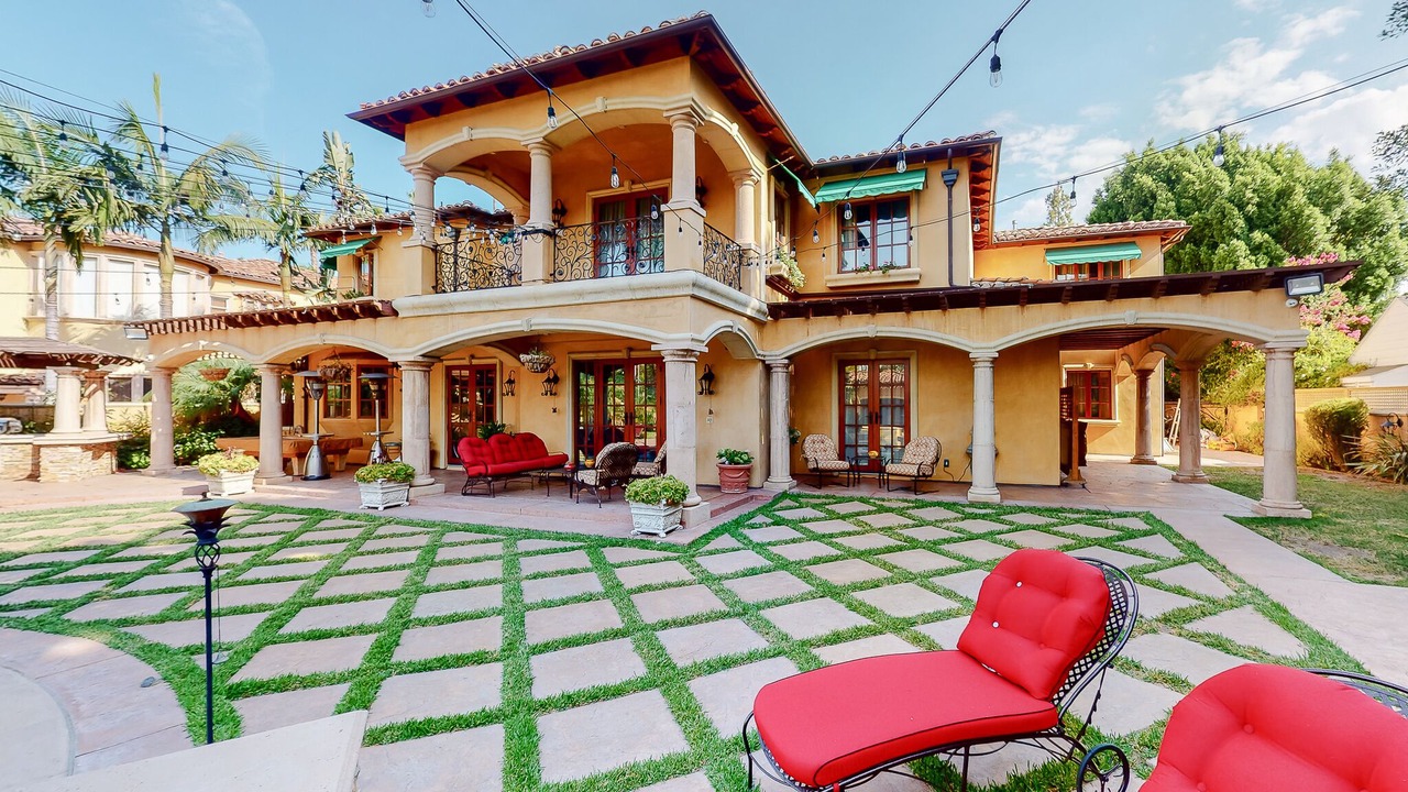Photo of Outdoor in Sherman Oaks