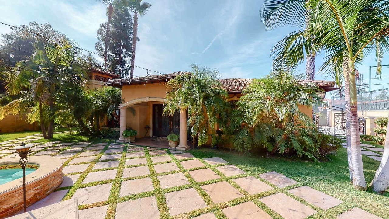 Photo of Outdoor in Sherman Oaks