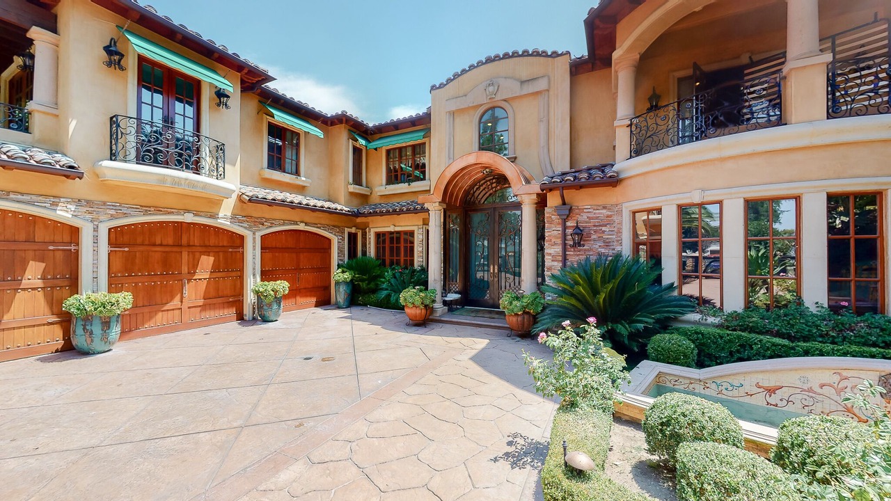 Photo of Outdoor in Sherman Oaks