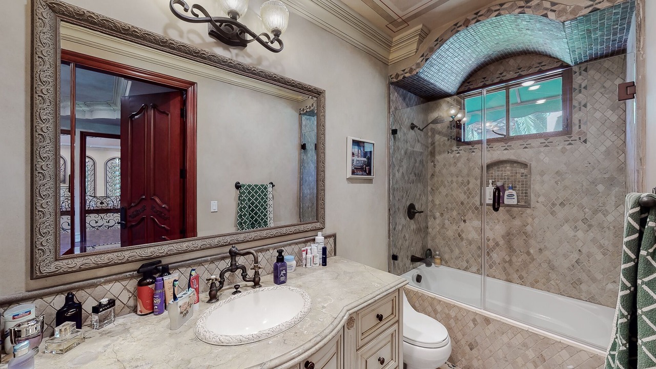 Photo of Bathroom in Sherman Oaks