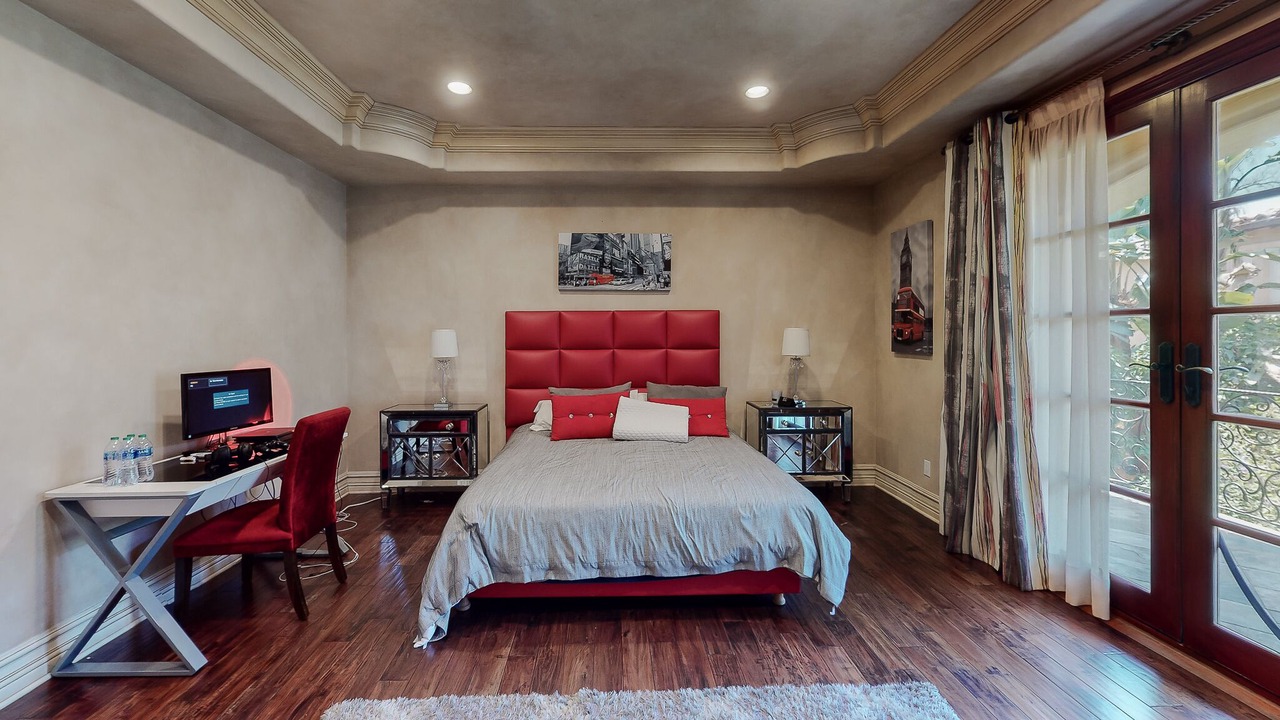 Photo of Bedroom in Sherman Oaks
