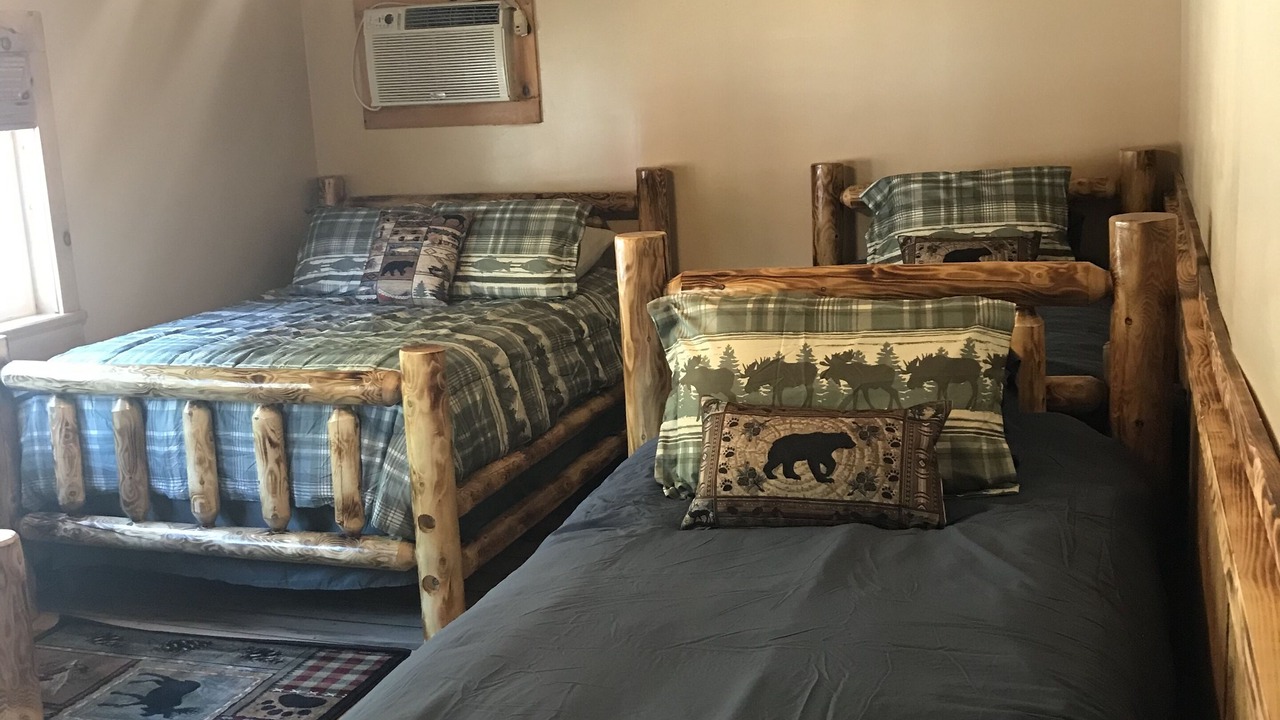 Photo of Bedroom in Indian Lake
