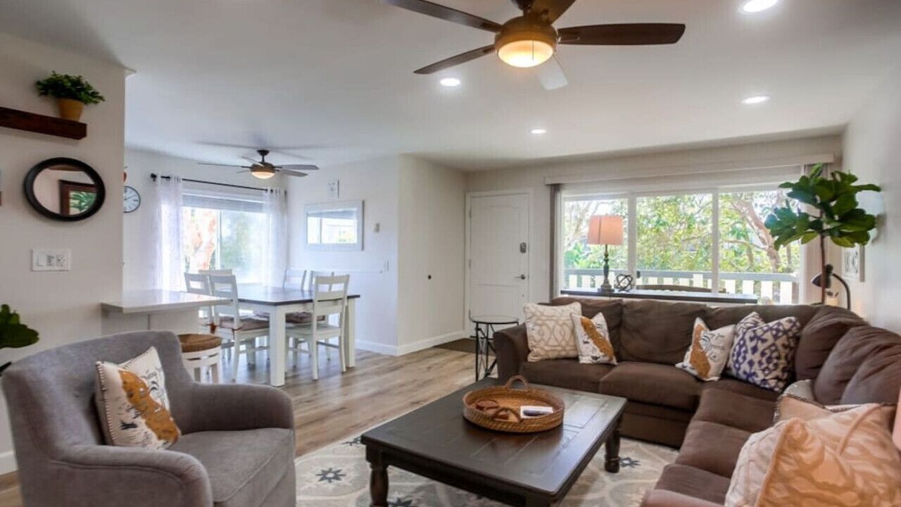 Photo of Livingroom in Del Mar