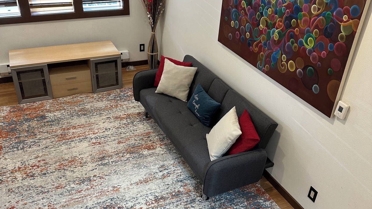 Photo of Livingroom in Shoreline