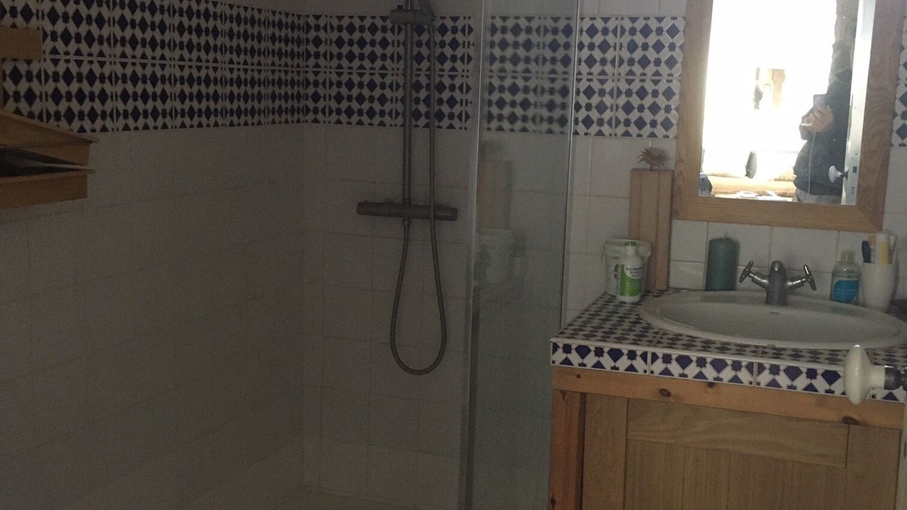 Photo of Bathroom in Embres-et-Castelmaure