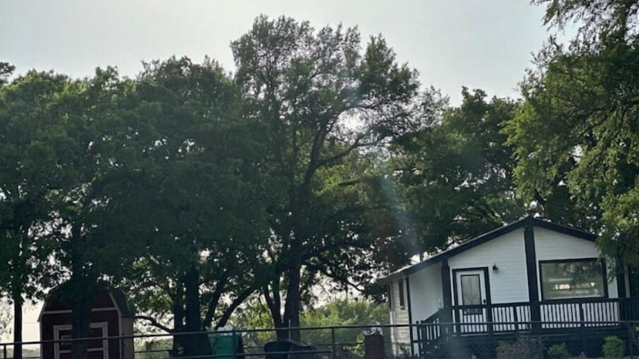 Photo of Outdoor in Era