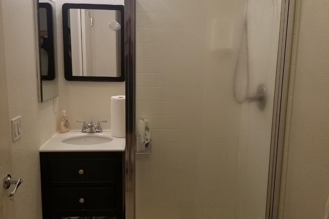Photo of Bathroom in Union City