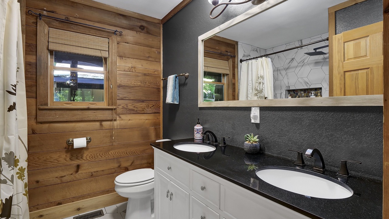 Photo of Bathroom in Mount Airy