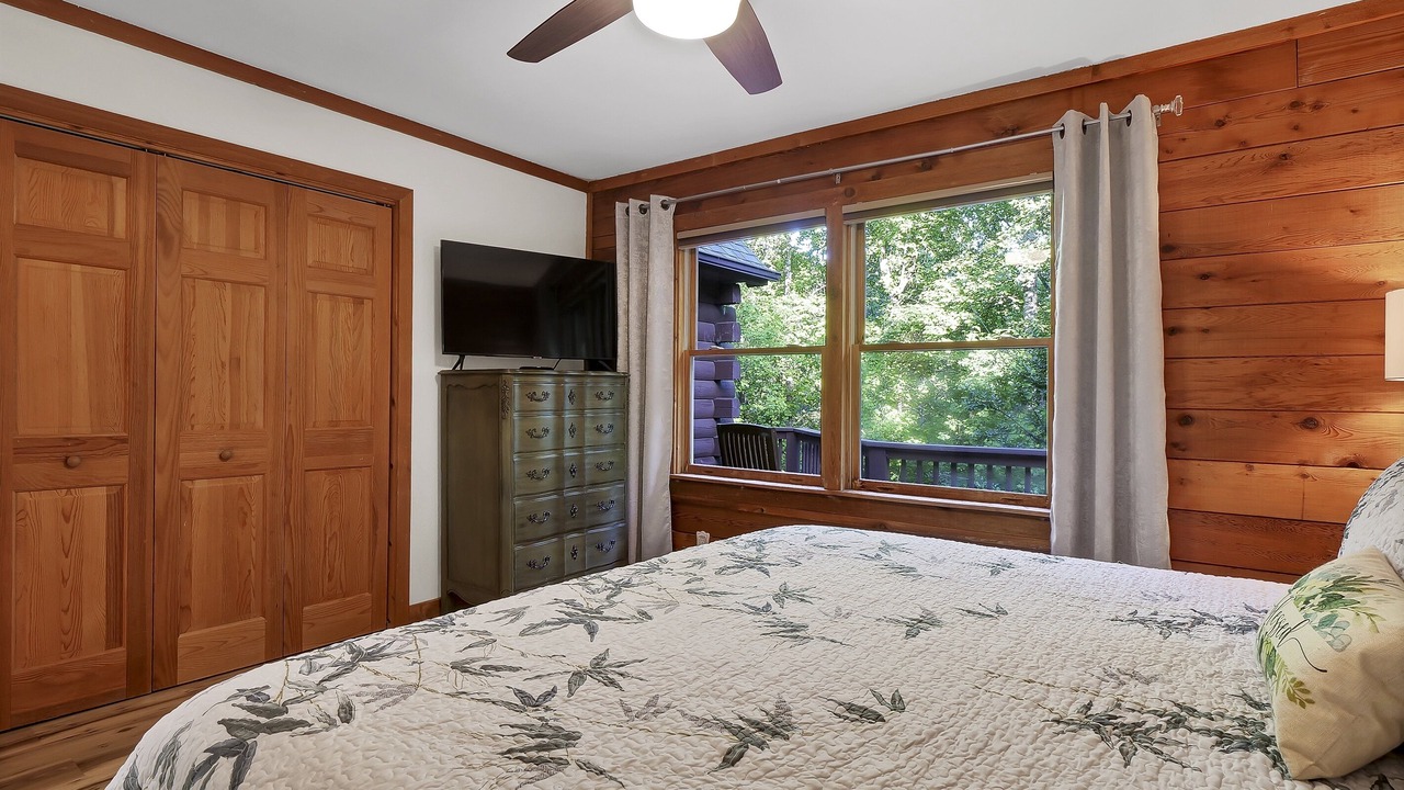 Photo of Bedroom in Mount Airy