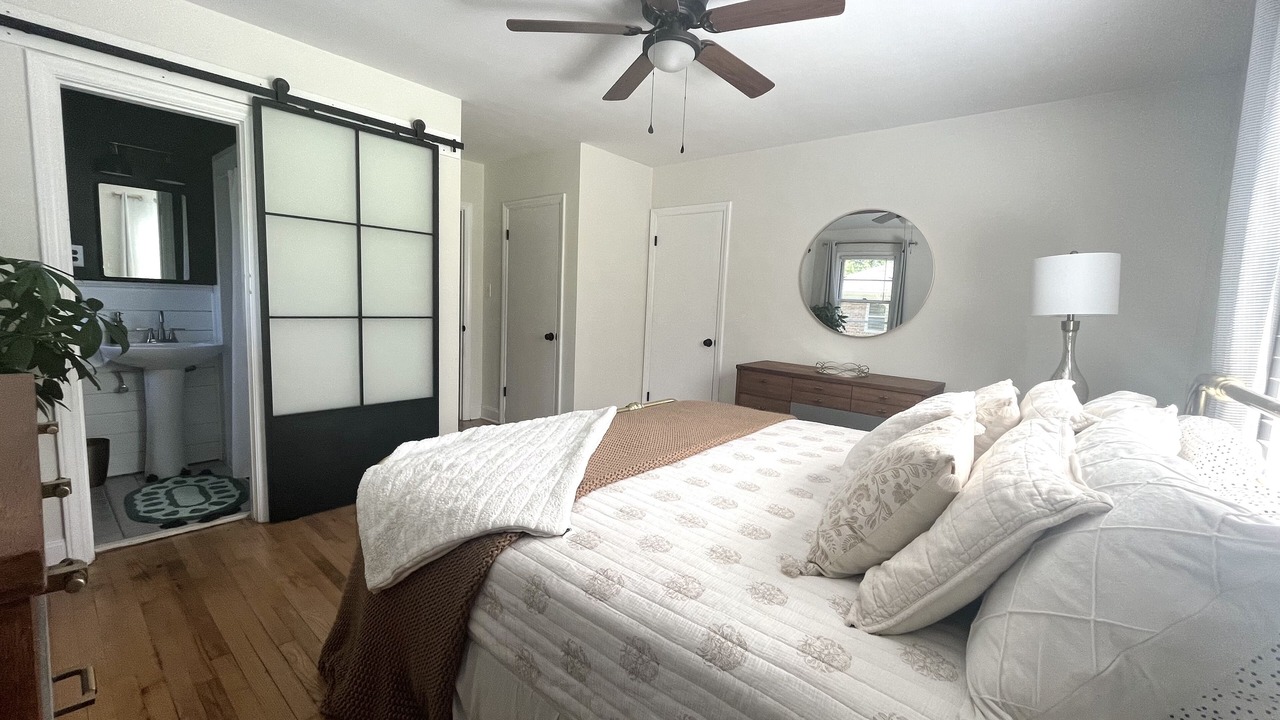 Photo of Bedroom in Boonsboro