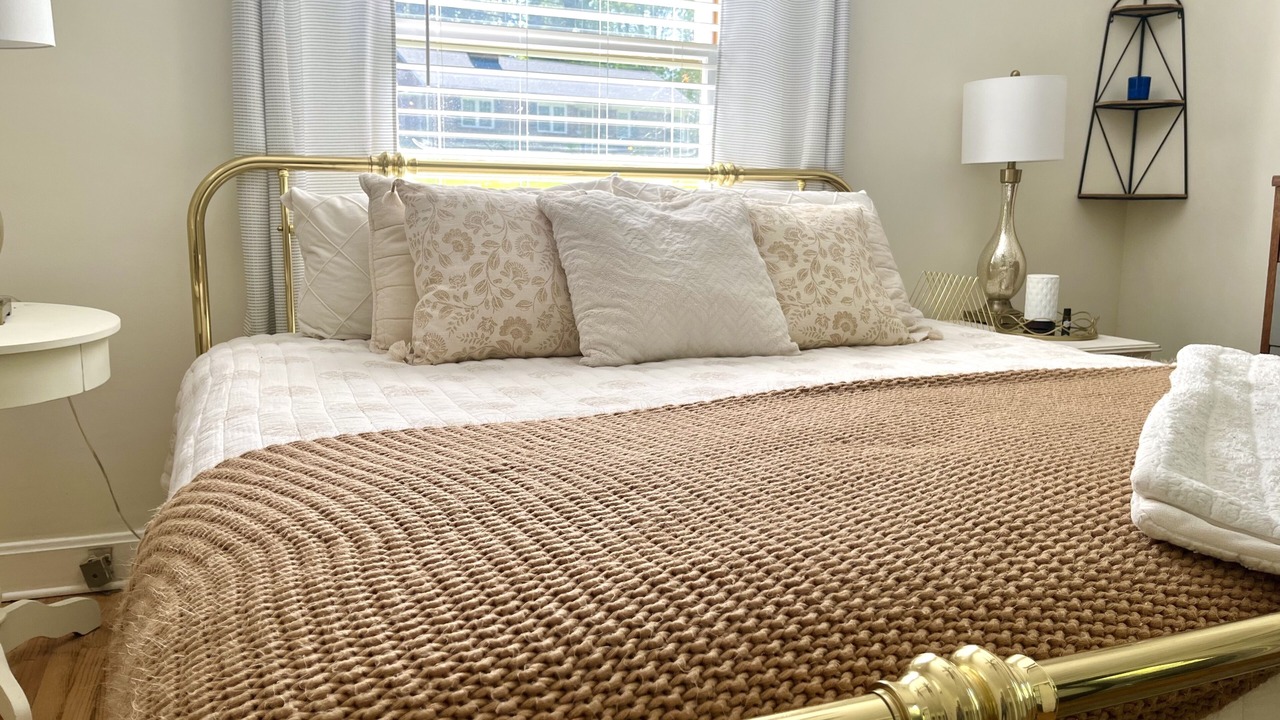 Photo of Bedroom in Boonsboro